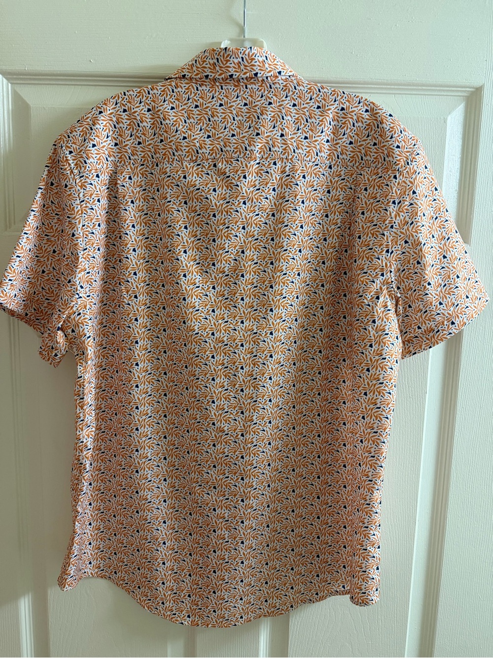 Men's Short-Sleeve Orange Floral Button-Down Shirt - Picture 2 of 7